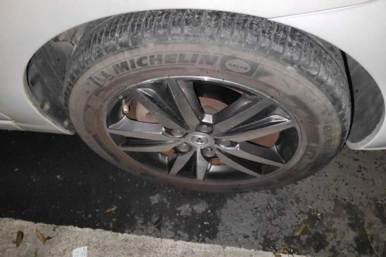 Used CHANGAN Eado 2016 1.6L Automatic Trend Model Right Front Wheel Hub