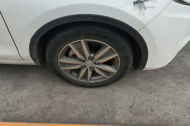 Used CHANGAN Eado 2016 1.6L Automatic Junku Model Right Front Wheel Hub