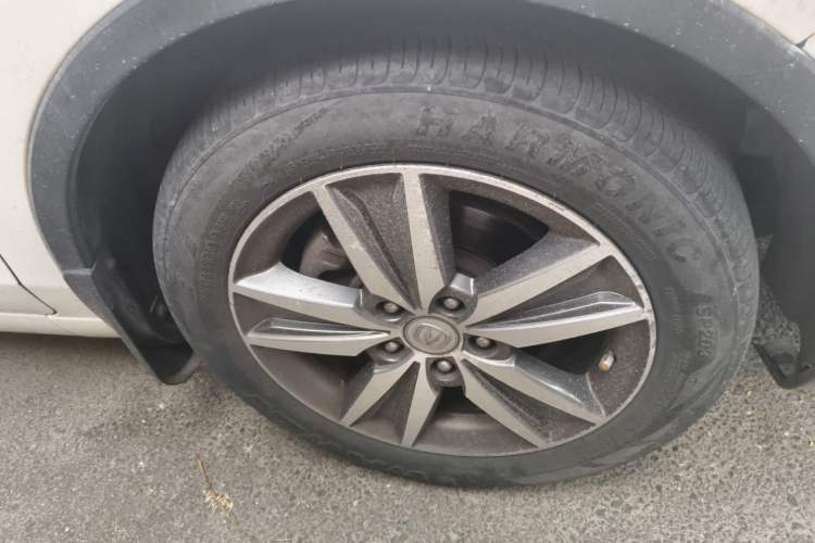 Used CHANGAN Eado 2016 1.6L Manual Junku Model Right Front Wheel Hub