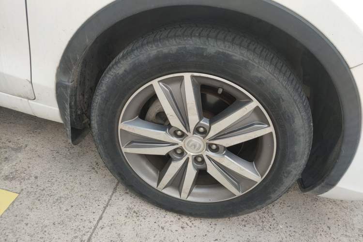 Used CHANGAN Eado 2016 1.6L Manual Junku Model Right Front Wheel Hub