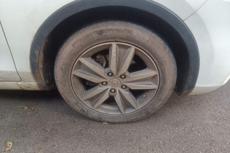 Used CHANGAN Eado 2016 1.6L Manual Junku Model Right Front Wheel Hub