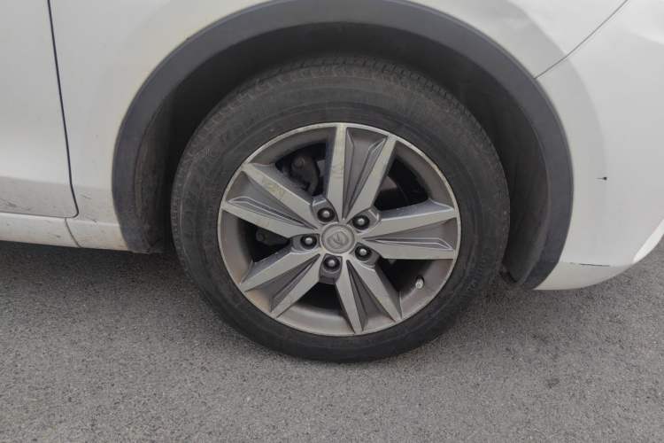 Used CHANGAN Eado 2016 1.6L Automatic Junku Model Right Front Wheel Hub