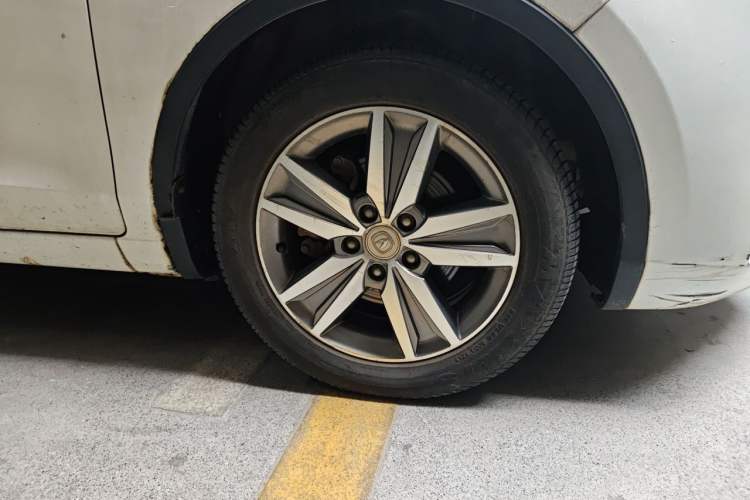 Used CHANGAN Eado 2016 1.6L Manual Junku Model Right Front Wheel Hub