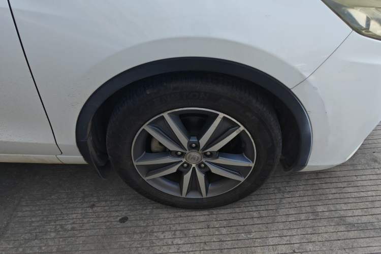 Used CHANGAN Eado 2016 1.6L Manual Junku Model Right Front Wheel Hub