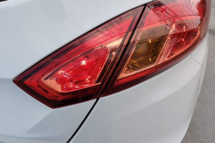 Used CHANGAN Eado 2016 1.6L Manual Junku Model Right Rear Taillight