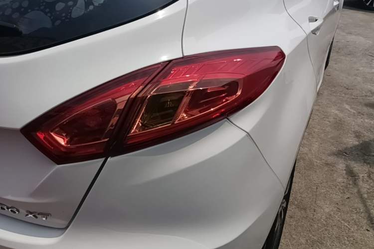 Used CHANGAN Eado 2016 1.6L Automatic Junku Model Right Rear Taillight