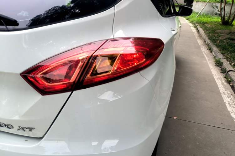 Used CHANGAN Eado 2016 1.6L Automatic Junku Model Right Rear Taillight