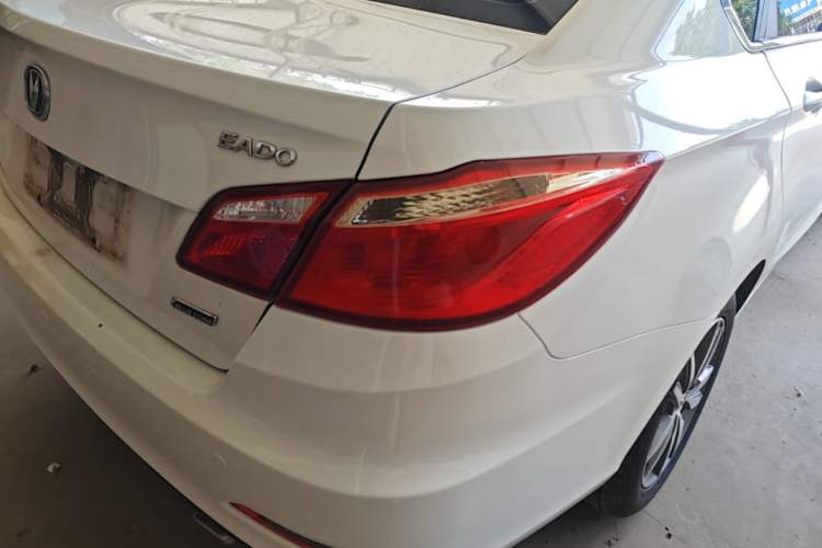 Used CHANGAN Eado 2016 1.6L Manual Fashion Edition Right Rear Taillight