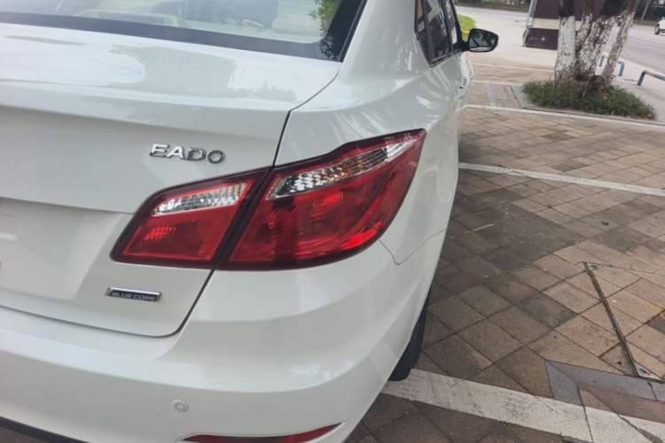 Used CHANGAN Eado 2016 1.6L Manual Fashion Edition Right Rear Taillight