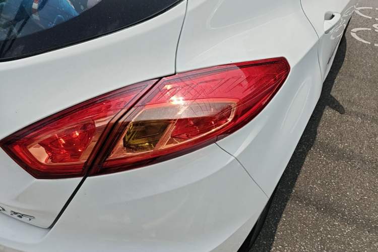 Used CHANGAN Eado 2016 1.6L Automatic Junku Model Right Rear Taillight