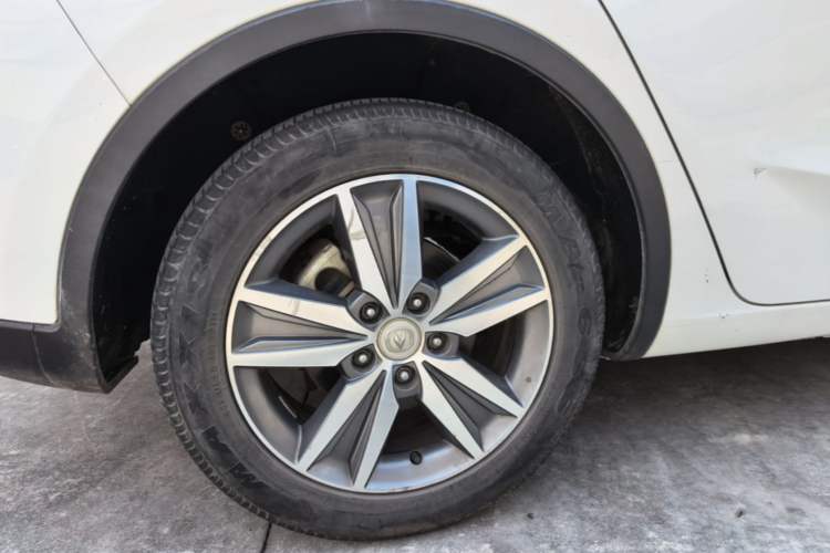 Used CHANGAN Eado 2016 1.6L Automatic Junku Model Right Rear Wheel Hub