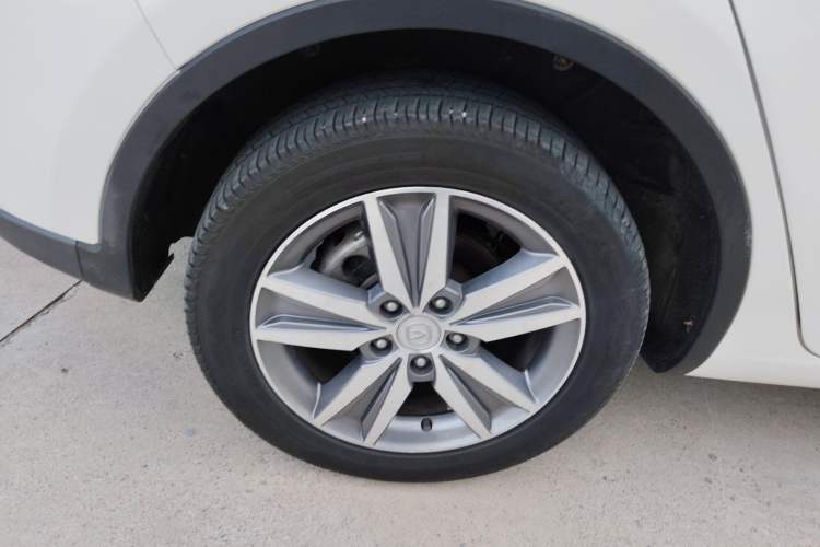 Used CHANGAN Eado 2016 1.6L Manual Junku Model Right Rear Wheel Hub