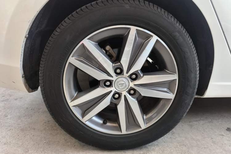 Used CHANGAN Eado 2016 1.6L Automatic Trend Model Right Rear Wheel Hub