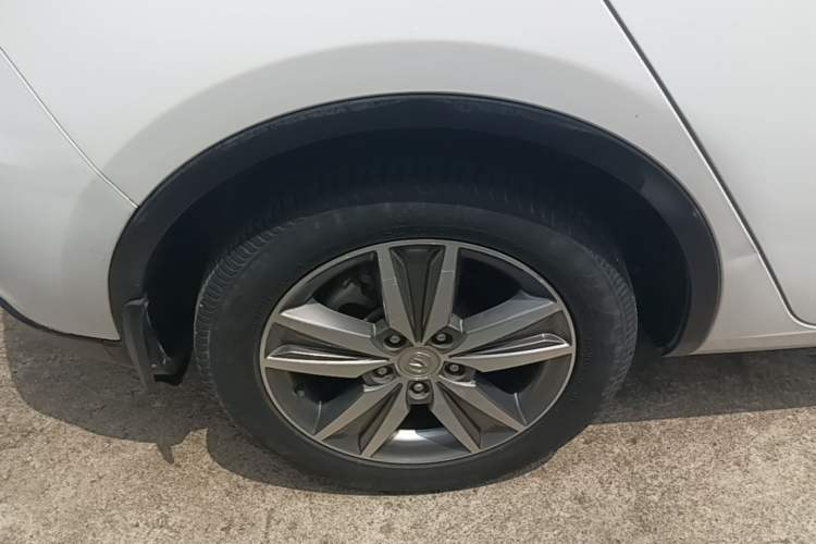 Used CHANGAN Eado 2016 1.6L Automatic Junku Model Right Rear Wheel Hub