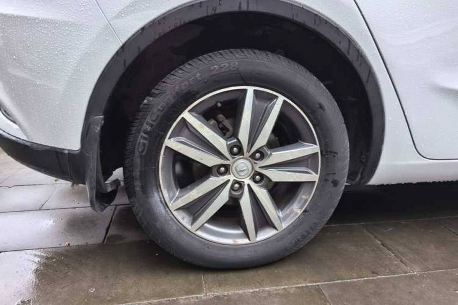 Used CHANGAN Eado 2016 1.6L Automatic Junku Model Right Rear Wheel Hub