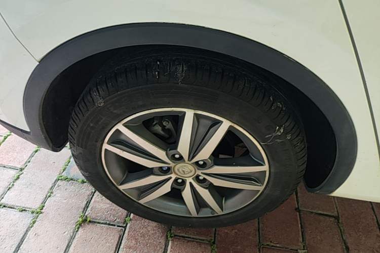 Used CHANGAN Eado 2016 1.6L Automatic Junku Model Right Rear Wheel Hub