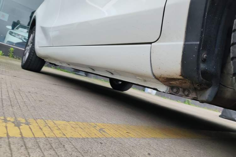 Used CHANGAN Eado 2016 1.6L Automatic Junku Model Right Side Sill