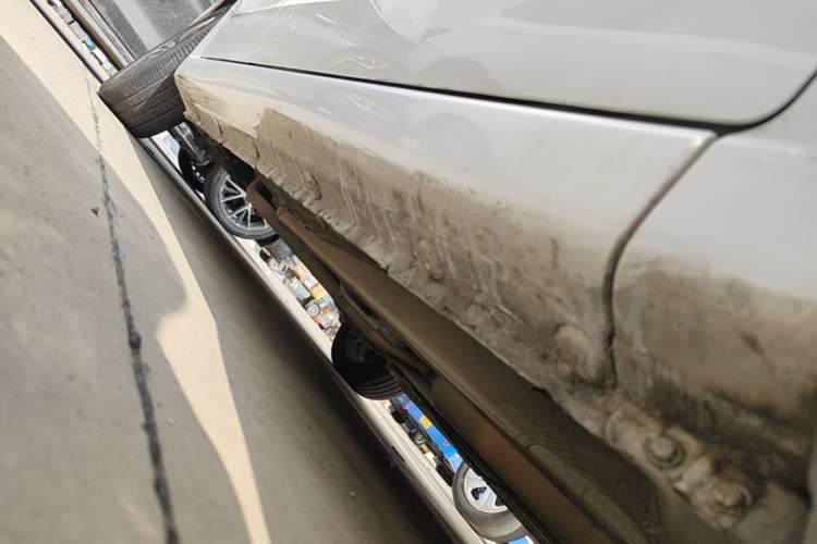 Used CHANGAN Eado 2016 1.6L Manual Fashion Edition Right Side Sill