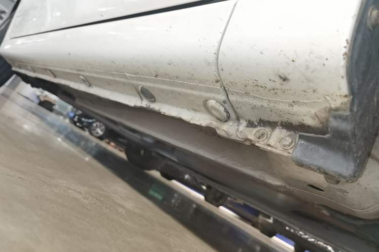 Used CHANGAN Eado 2016 1.6L Manual Fashion Edition Right Side Sill