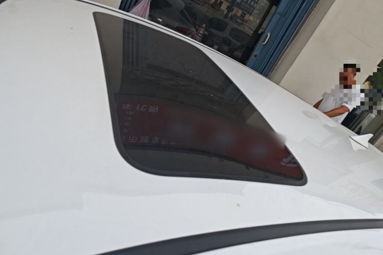 Used CHANGAN Eado 2016 1.6L Automatic Junku Model Roof