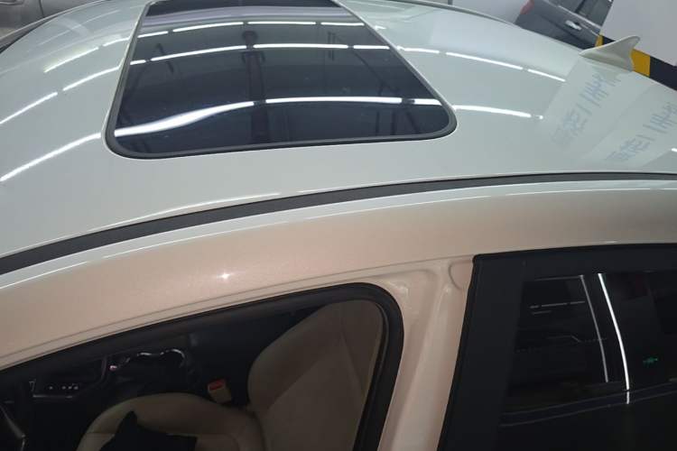 Used CHANGAN Eado 2016 1.6L Automatic Trend Model Roof