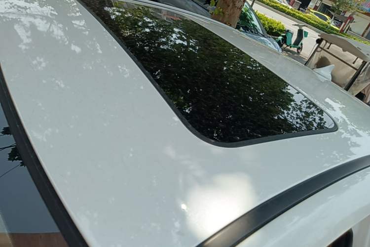 Used CHANGAN Eado 2016 1.6L Manual Fashion Edition Roof