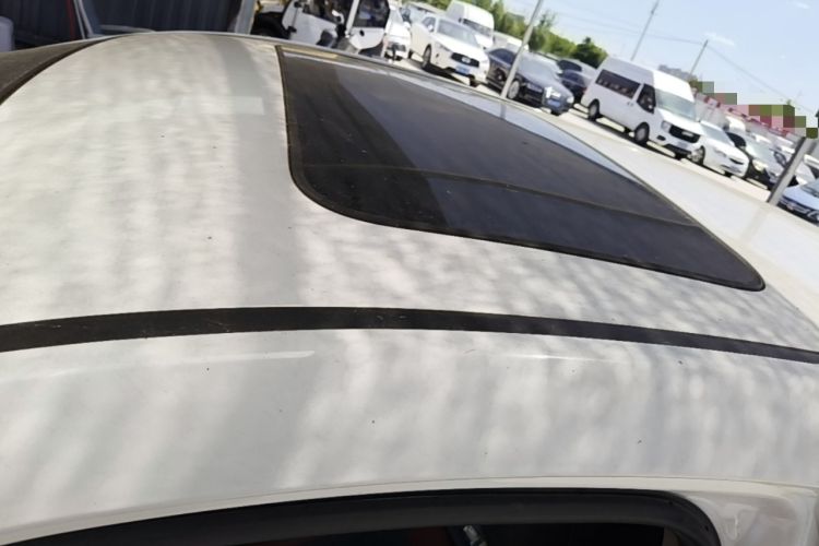 Used CHANGAN Eado 2016 1.6L Automatic Junku Model Roof