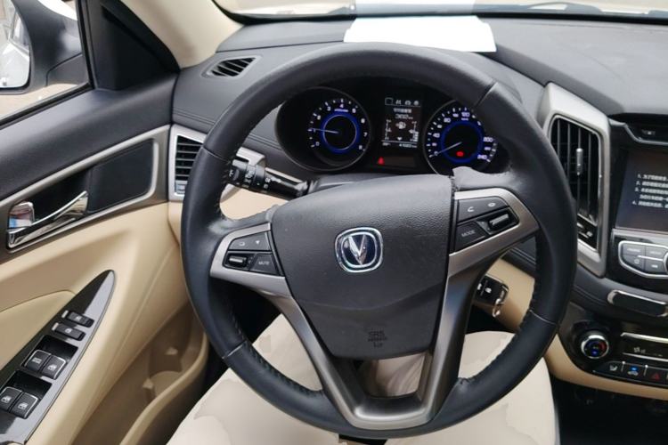 Used CHANGAN Eado 2016 1.6L Manual Fashion Edition Steering Wheel