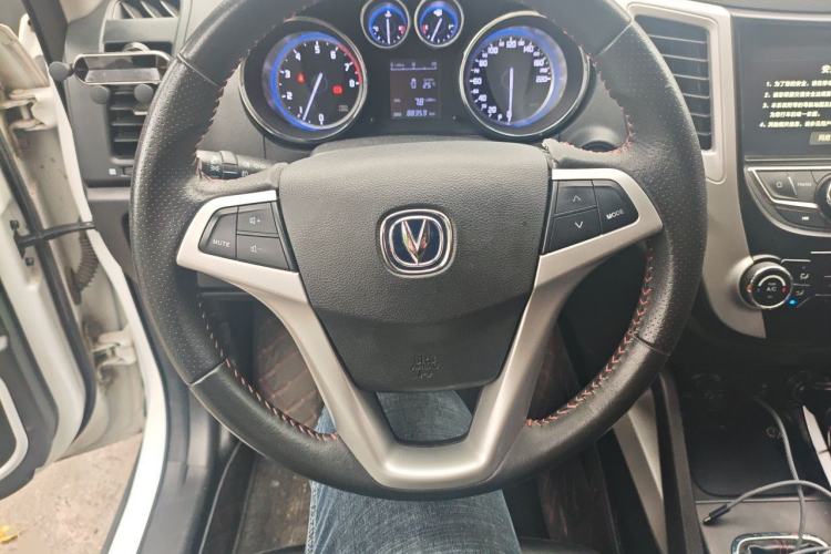 Used CHANGAN Eado 2016 1.6L Manual CarHome Custom Edition China IV Standard Steering Wheel