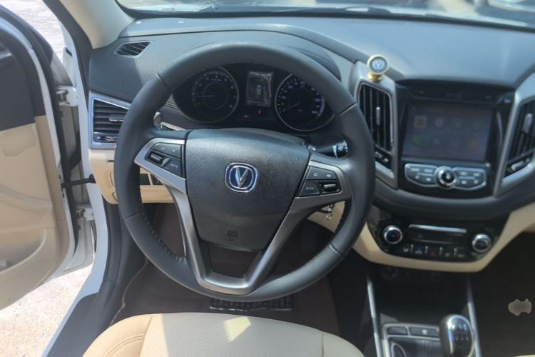 Used CHANGAN Eado 2016 1.6L Manual Fashion Edition Steering Wheel