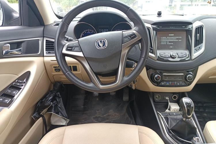 Used CHANGAN Eado 2016 1.6L Manual Fashion Edition Steering Wheel
