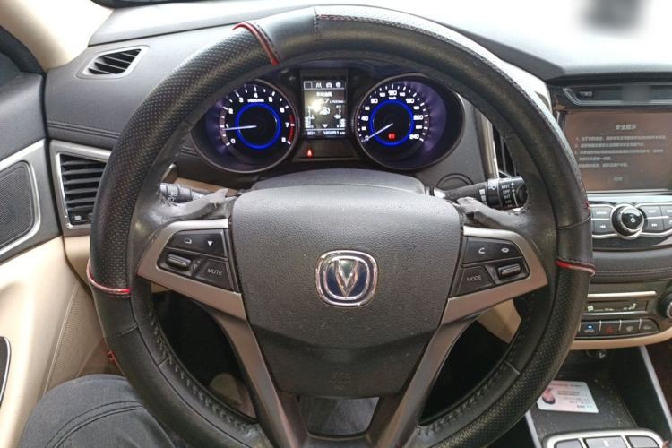 Used CHANGAN Eado 2016 1.6L Manual Fashion Edition Steering Wheel
