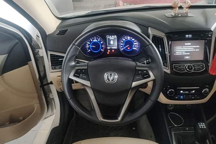 Used CHANGAN Eado 2016 1.6L Manual Fashion Edition Steering Wheel