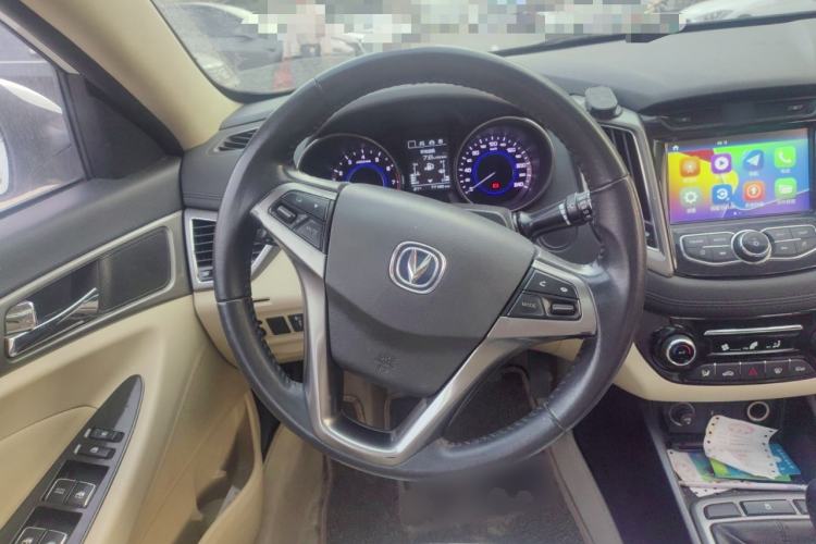 Used CHANGAN Eado 2016 Blue Motion 1.6L Manual Navigation Model Steering Wheel