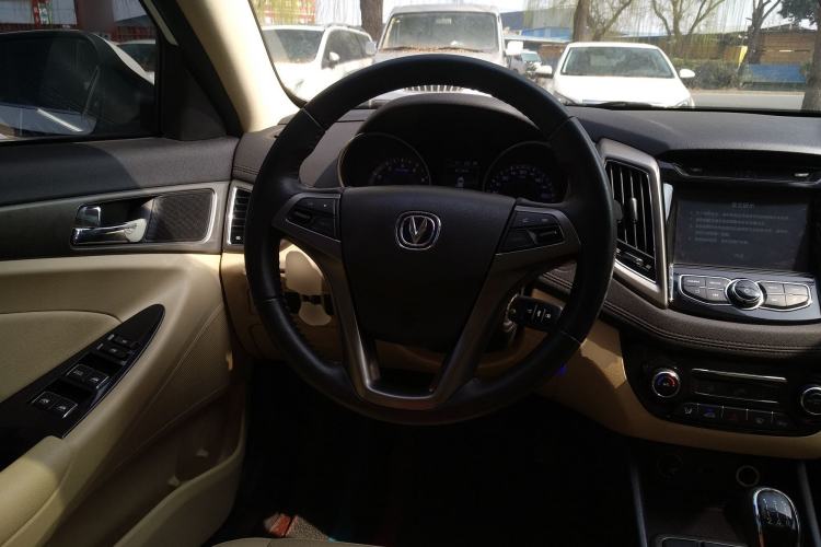 Used CHANGAN Eado 2016 1.6L Manual Fashion Edition Steering Wheel