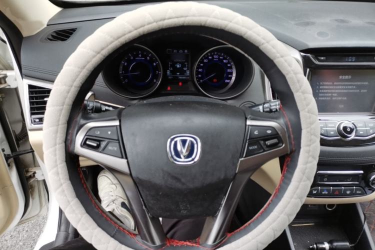 Used CHANGAN Eado 2016 1.6L Manual Fashion Edition Steering Wheel