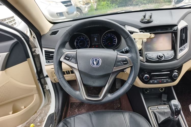 Used CHANGAN Eado 2016 1.6L Manual Fashion Edition Steering Wheel