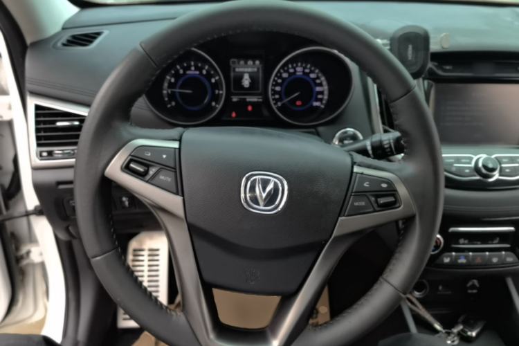 Used CHANGAN Eado 2016 1.6L GDI Manual JingShang Model Steering Wheel