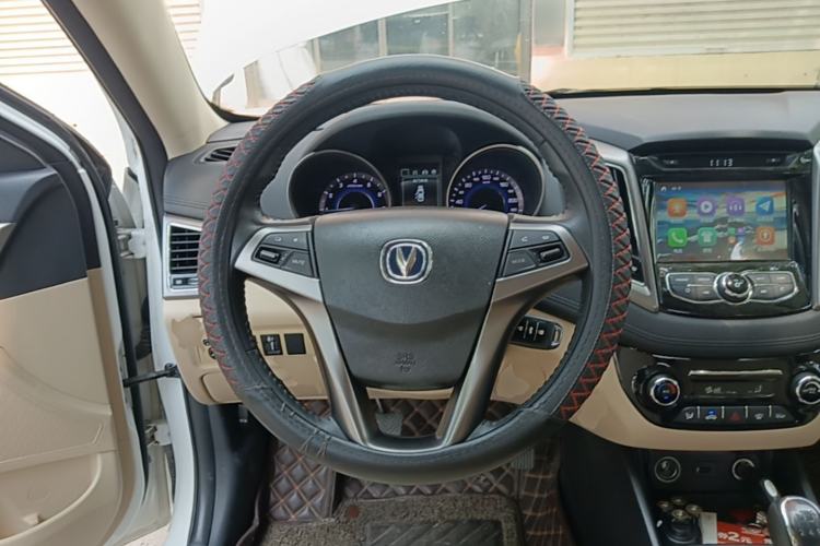 Used CHANGAN Eado 2016 1.6L Manual Fashion Edition Steering Wheel