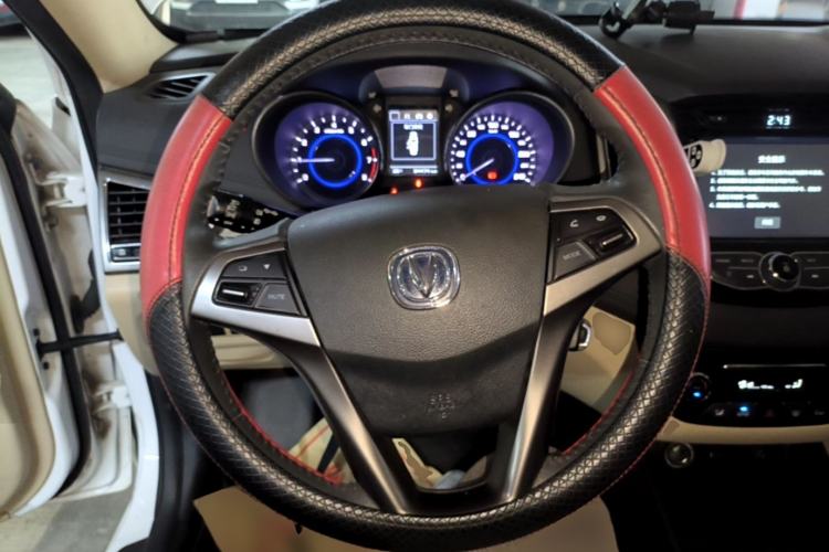 Used CHANGAN Eado 2016 1.6L Manual Fashion Edition Steering Wheel