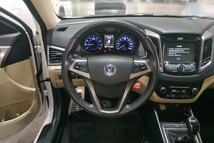 Used CHANGAN Eado 2016 1.6L Manual Fashion Edition Steering Wheel