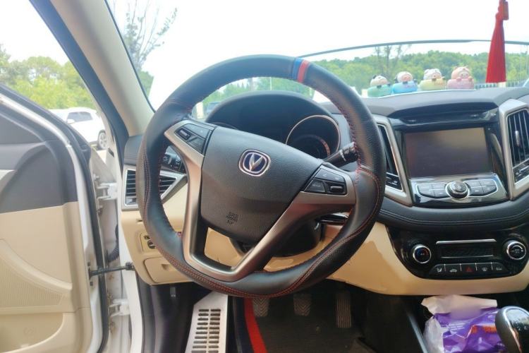 Used CHANGAN Eado 2016 1.6L Manual Fashion Edition Steering Wheel