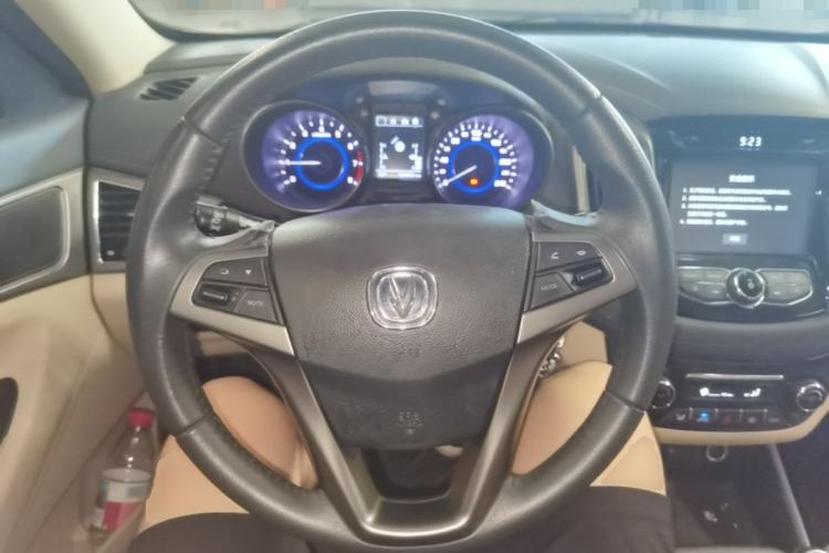 Used CHANGAN Eado 2016 1.6L Manual Fashion Edition Steering Wheel