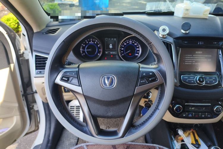 Used CHANGAN Eado 2016 1.6L Manual Fashion Edition Steering Wheel