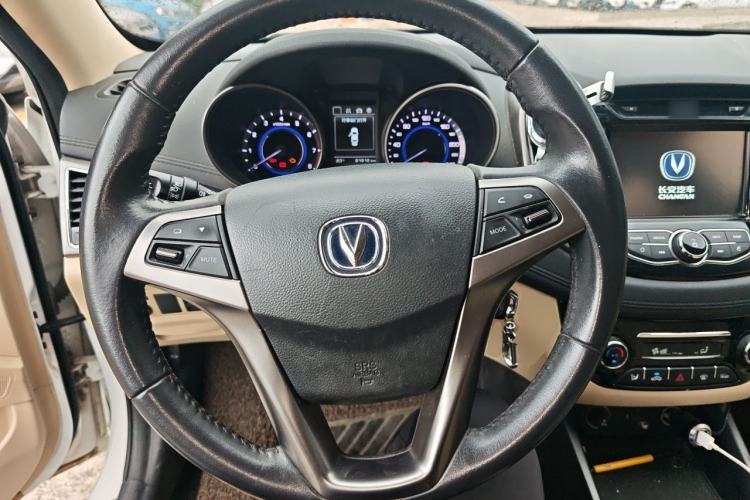 Used CHANGAN Eado 2016 1.6L Manual Fashion Edition Steering Wheel