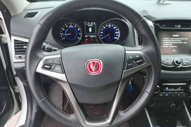 Used CHANGAN Eado 2016 1.6L Manual Fashion Edition Steering Wheel