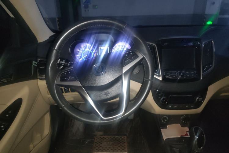 Used CHANGAN Eado 2016 1.6L Manual Fashion Edition Steering Wheel