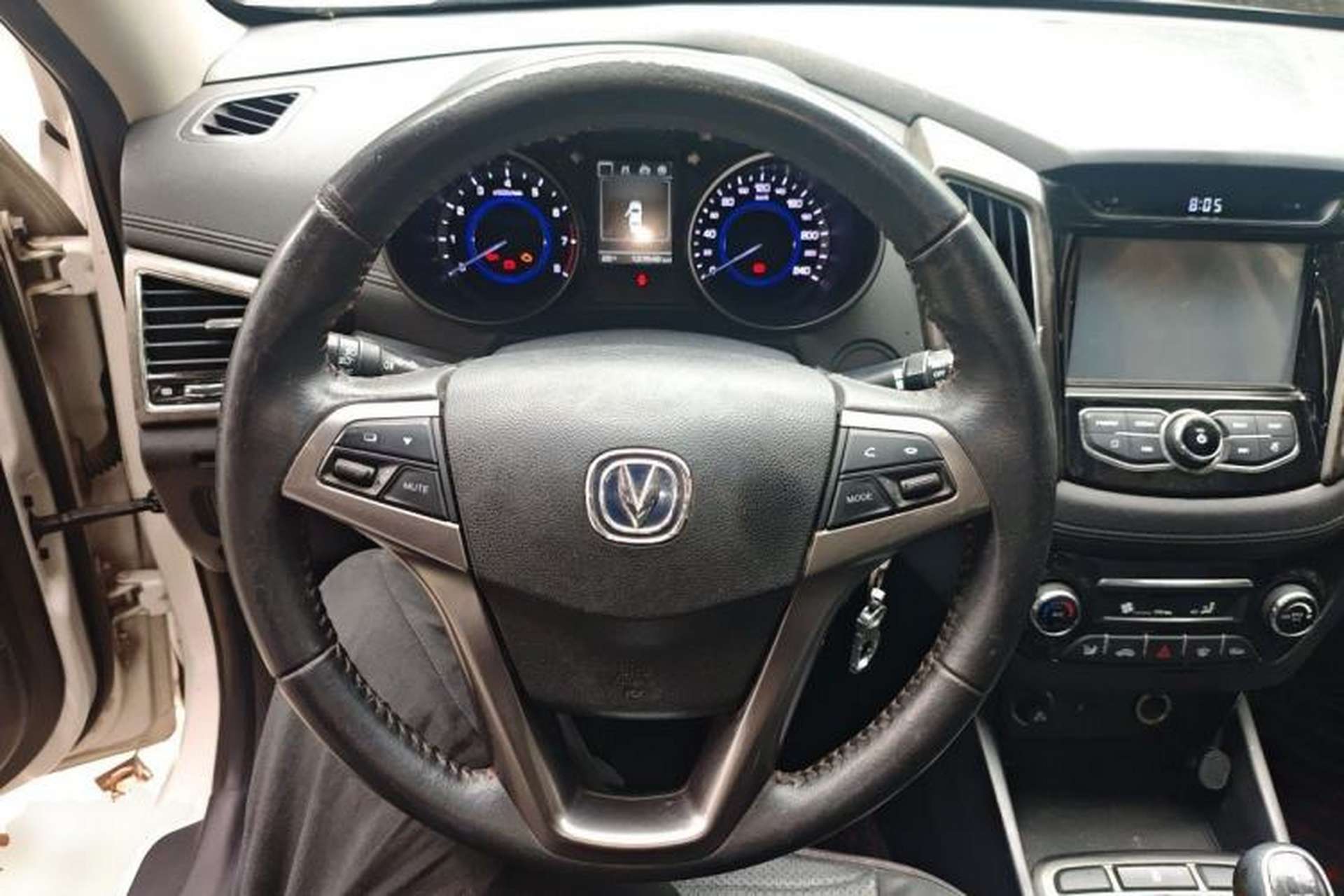 Used CHANGAN Eado 2016 1.6L Manual Fashion Edition Steering Wheel