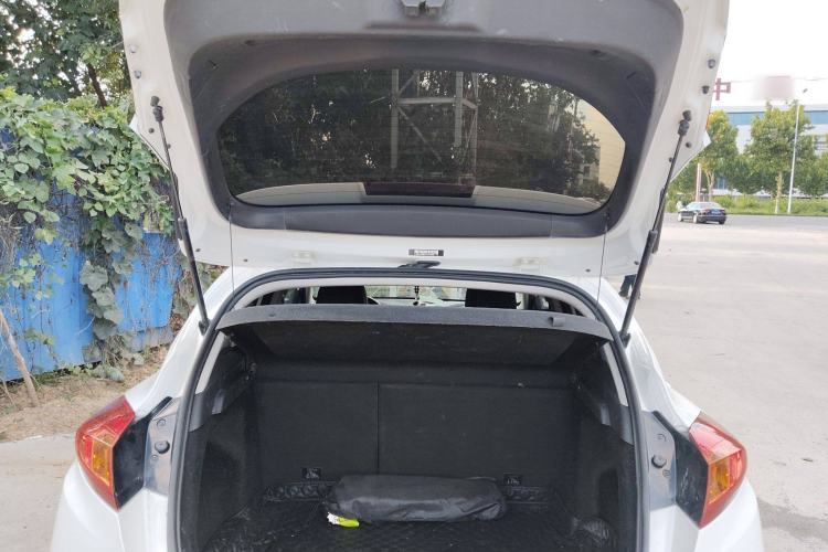 Used CHANGAN Eado 2016 1.6L Manual Junku Model Trunk