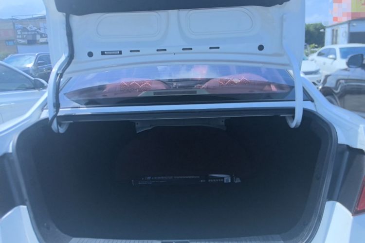 Used CHANGAN Eado 2016 1.6L Manual Fashion Edition Trunk